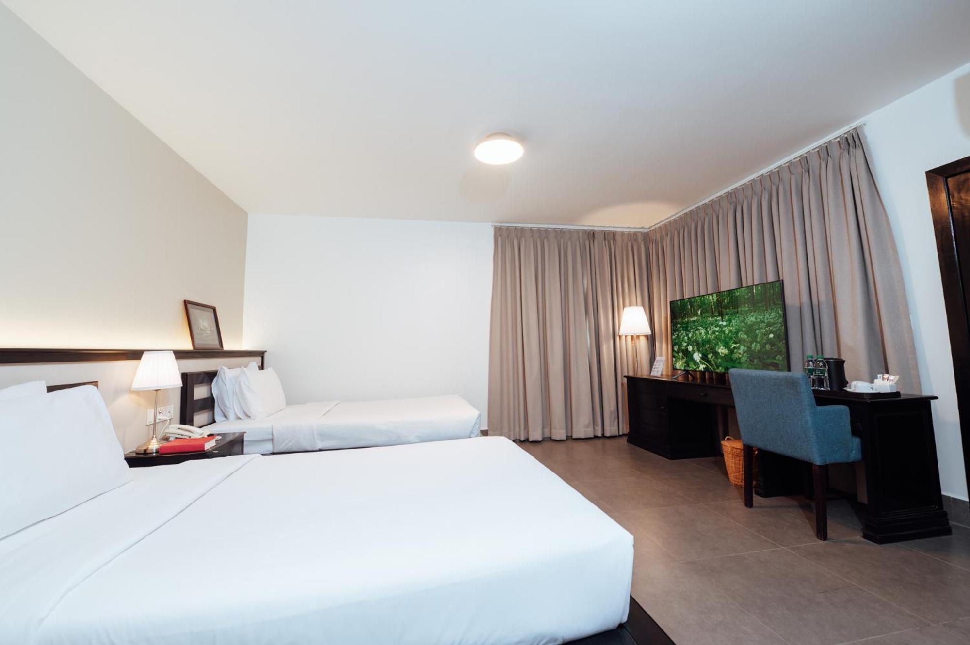 Cambodian Country Club Hotell Phnom Penh Eksteriør bilde