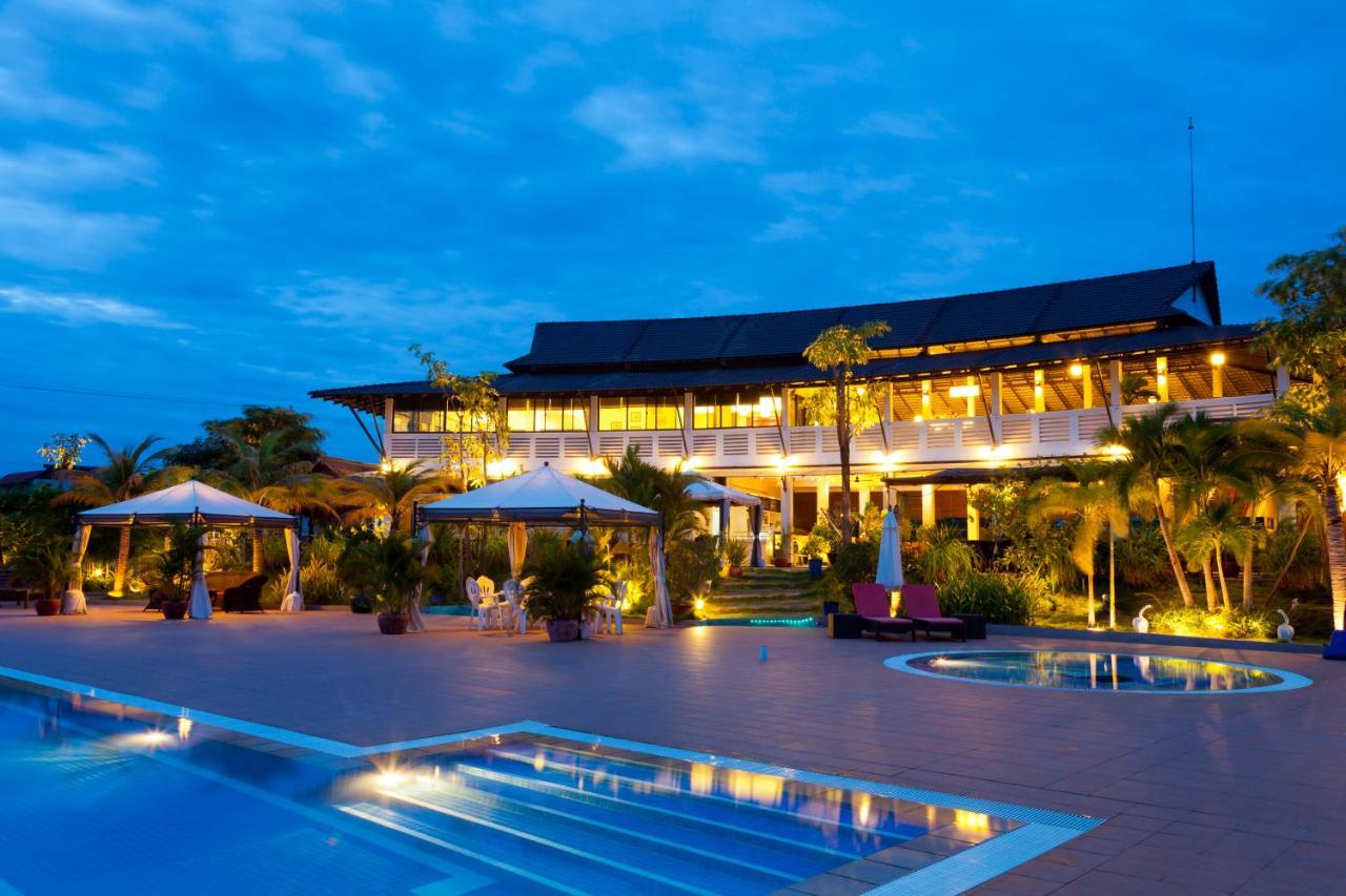 Cambodian Country Club Hotell Phnom Penh Eksteriør bilde