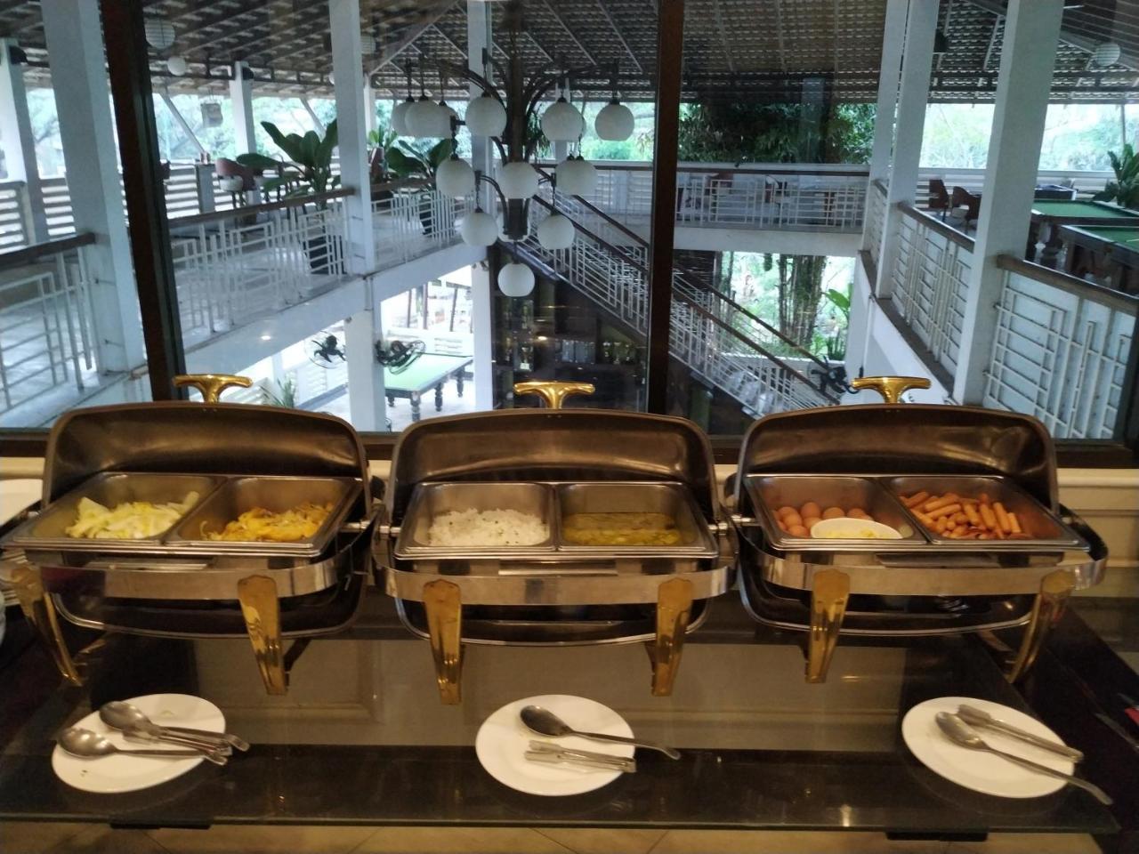Cambodian Country Club Hotell Phnom Penh Eksteriør bilde