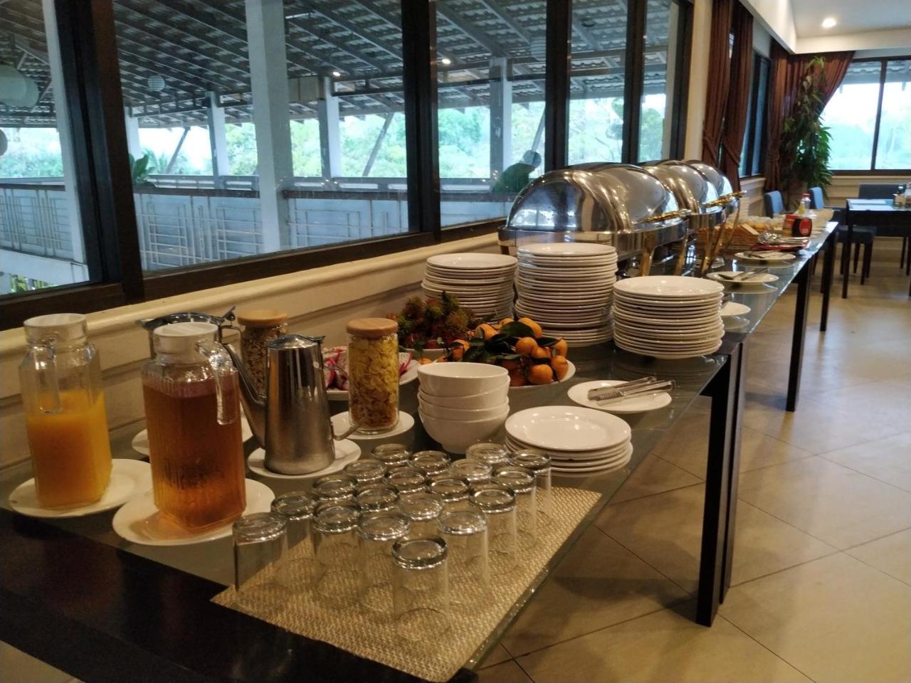 Cambodian Country Club Hotell Phnom Penh Eksteriør bilde