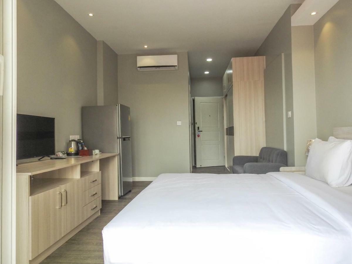 Cambodian Country Club Hotell Phnom Penh Eksteriør bilde
